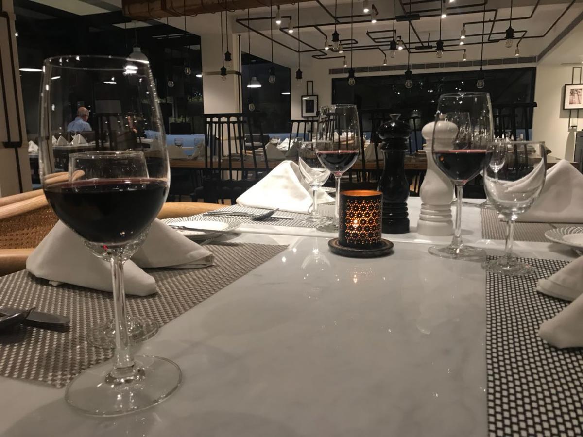 西姆拉丽筠酒店 外观 照片